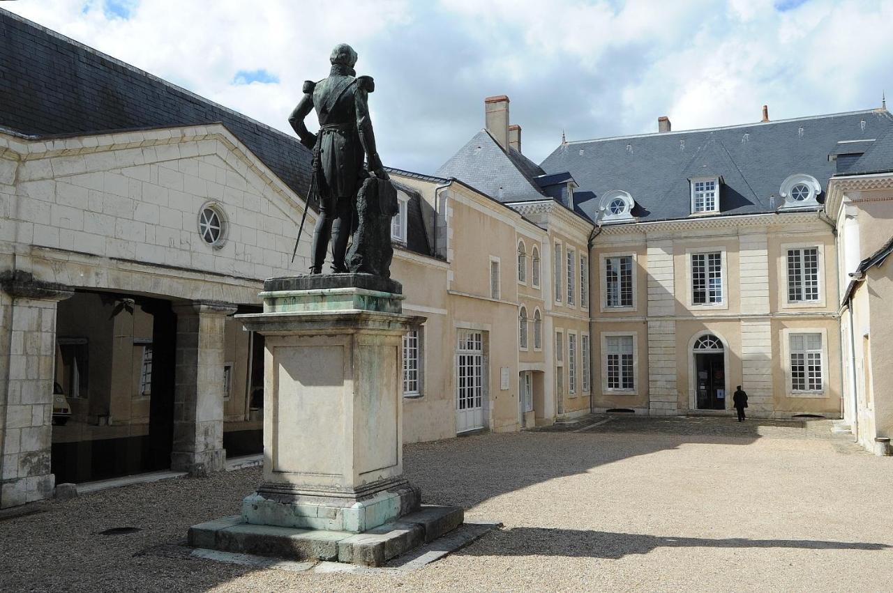 Maison D'Hotes De Charme - Au Lys Blanc Châteauroux Exteriér fotografie